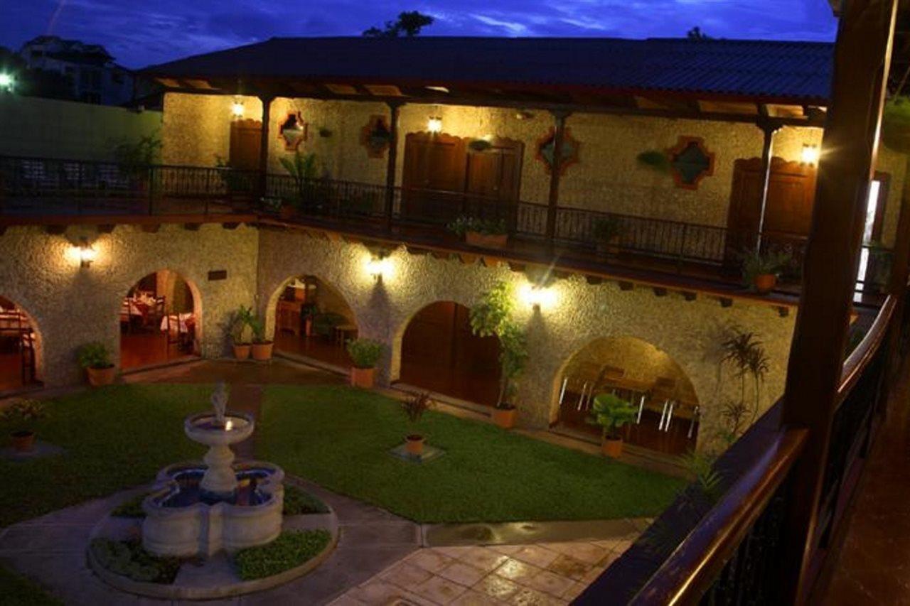 Hotel Del Patio Flores Eksteriør bilde